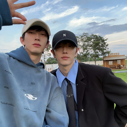 夏季百搭简约字母刺绣鸭舌帽子