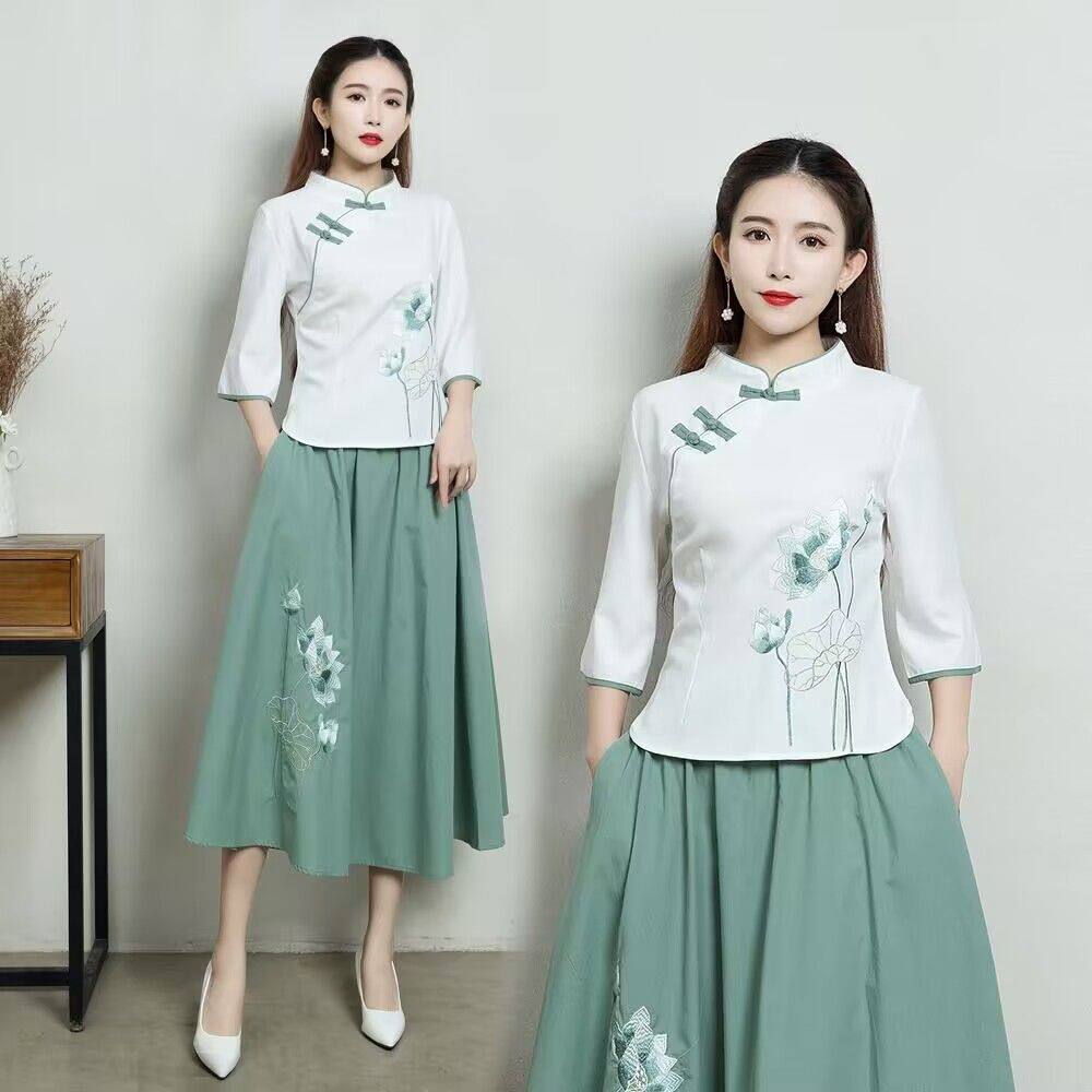 2025新款中国风汉服女旗