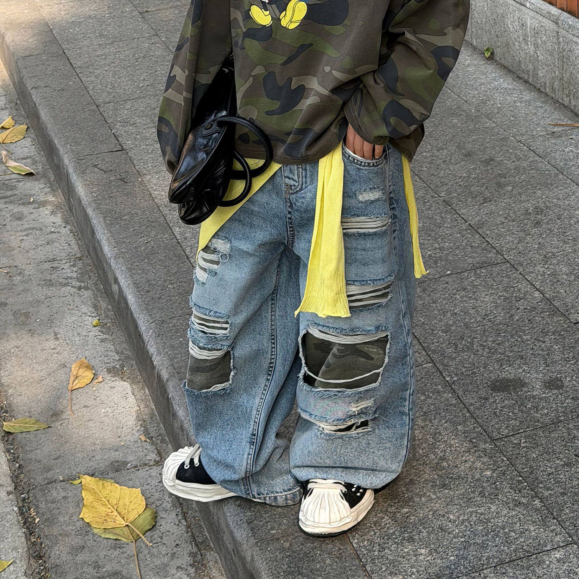 儿童裤子春秋装宝宝帅气直筒迷彩长裤男童2026新款美式破洞牛仔裤