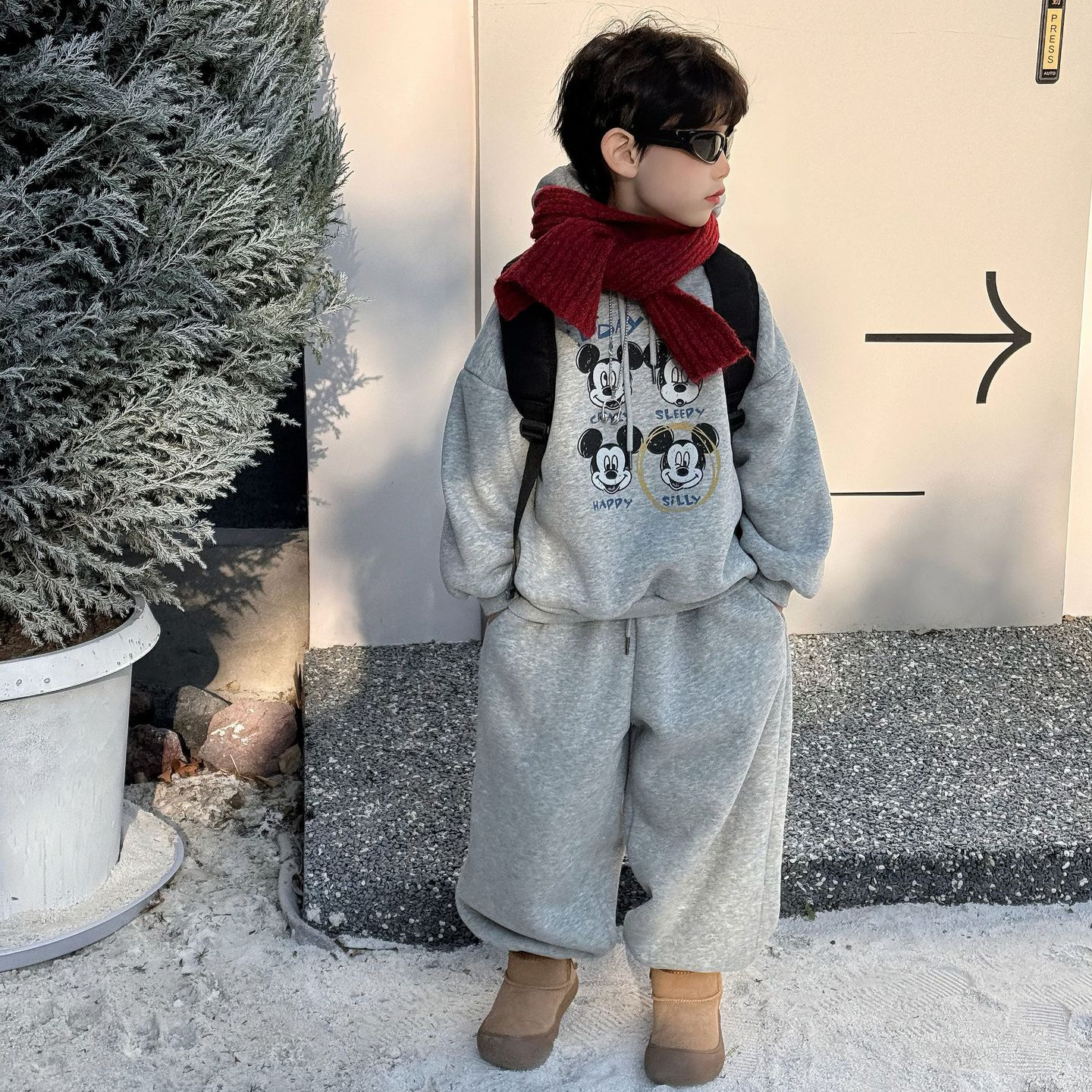 男女童套装宝宝2025新款保暖冬装儿童加绒加厚卡通休闲卫衣两件套