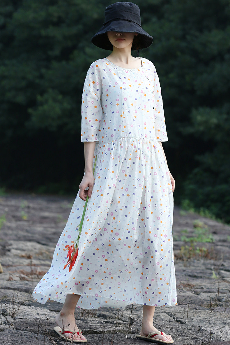 东方豆蔻新款夏款清凉真丝涂鸦彩圈宽松连衣裙长裙袍子62173