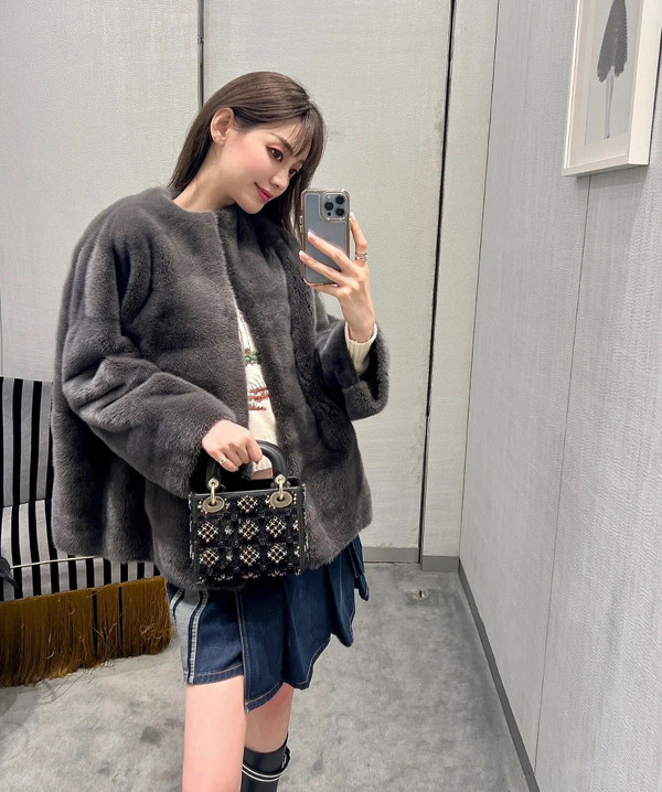 镇柜贵妇皮草 雾霾灰蓝 名媛千金可以穿一辈子天鹅绒整貂水貂外套