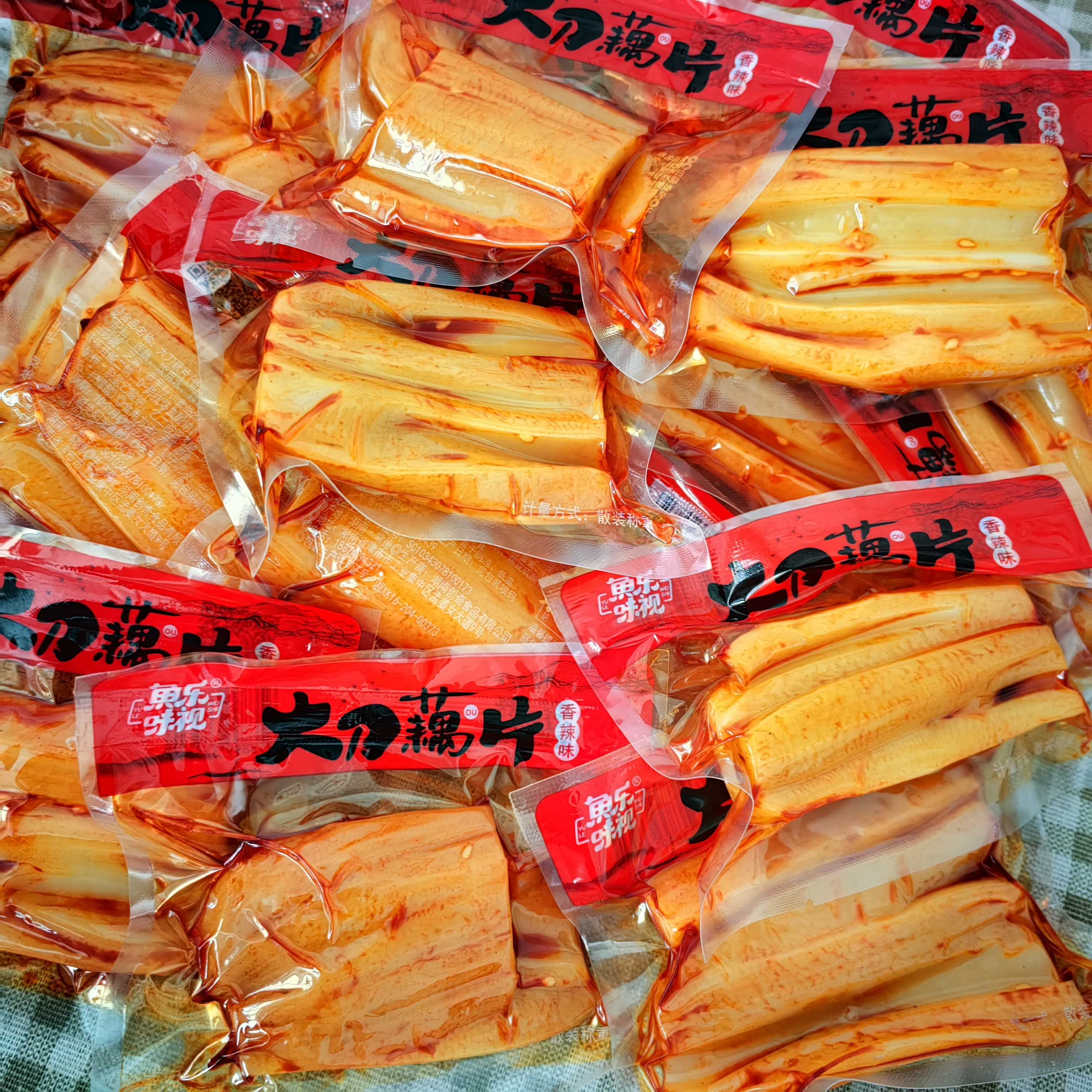 鱼乐味视大刀藕片香辣味黑鸭味休闲零食脆藕酱腌菜素食下酒下饭菜