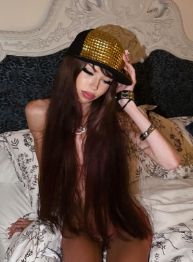 y2kslut欧美小众嘻哈个性街头四方铆钉款手工粘贴平檐帽子鸭舌帽