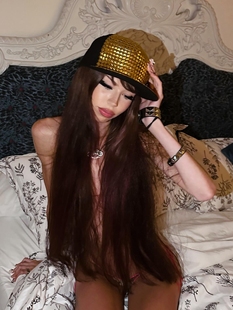 y2kslut欧美小众嘻哈个性 手工粘贴平檐帽子鸭舌帽 街头四方铆钉款