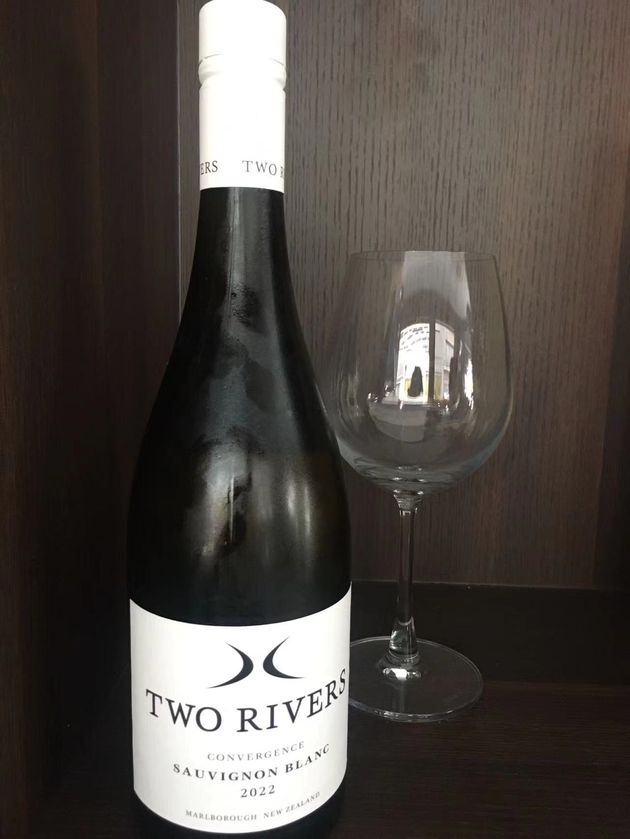 新西兰双河聚流长相思干白葡萄酒