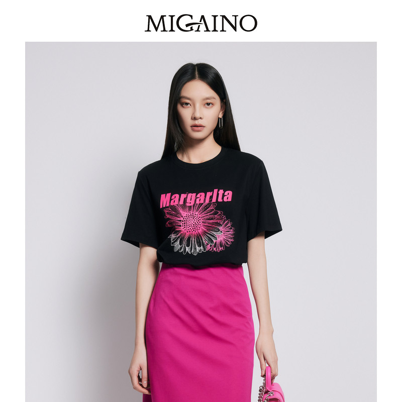 【商场同款】Migaino曼娅奴女装夏圆领宽松别致印花T恤MP22RA027