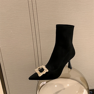 法式尖头高跟瘦瘦靴女2025秋冬新款加绒水钻蝴蝶结细跟弹力袜子靴