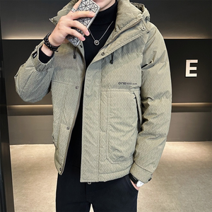 连帽羽绒服男2024年新款冬季带帽保暖白鸭绒潮流印花短款潮牌外套