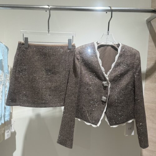 早秋新品千金小香风蕾丝拼接短外套+半身裙套装(6TZ1