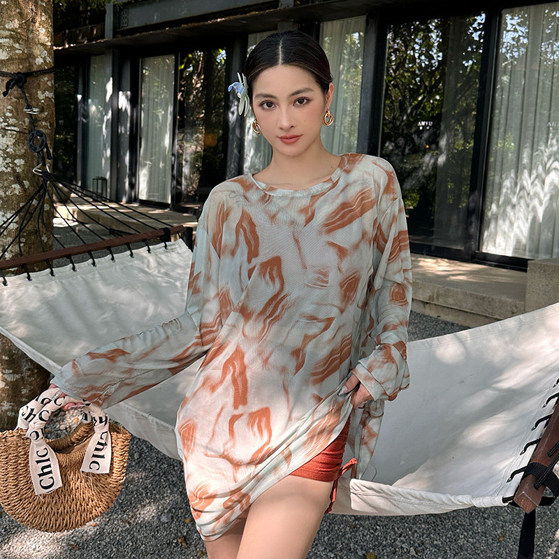 泳衣女分体夏保守遮肉时尚扎染长袖宽松罩衫大码微胖女孩度假海边