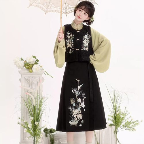 荟萃阁原创汉服女马甲日常穿搭马面裙套装汉元素春夏款【清蝶】