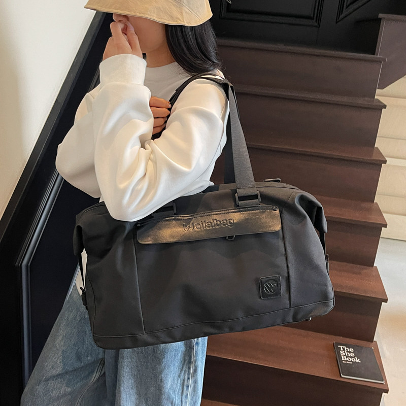 小型旅行包轻便男女通用登机包