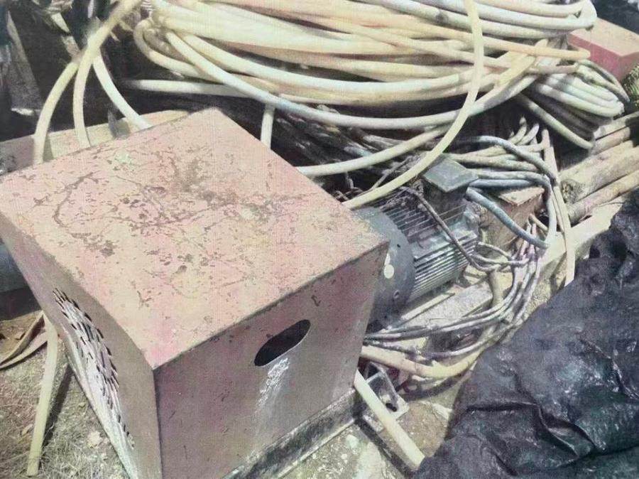 1月15日文山石材公司名下一台潜孔平水钻网络拍卖公告