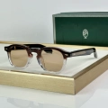 Burgundy Gradient Frame Tea-Tinted Lens
