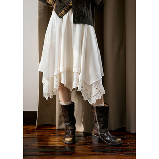 BLUEerror 蕾丝花边拼接缎面垂感白色半身裙女高腰不规则裙子冬季
