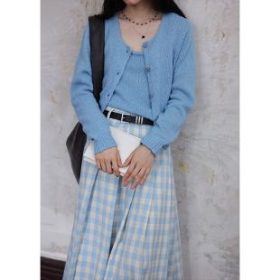 外套春季 BLUEerror 女羊毛针织衫 毛衣开衫 宽松慵懒粗针圆领短款