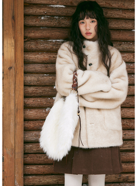 BLUEerror 皮毛一体环保毛毛短款皮草女宽松毛茸茸软糯毛绒外套冬