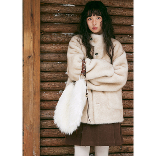 BLUEerror 皮草女宽松毛茸茸软糯毛绒外套冬 皮毛一体环保毛毛短款