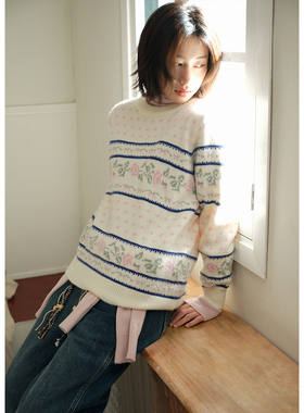 BLUEerror 花朵提花圆领套头毛衣女保暖慵懒针织衫冬季