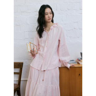 粉色纯色衬衣秋季 BLUEerror 女法式 衬衫 立体玫瑰花朵绑带v领长袖