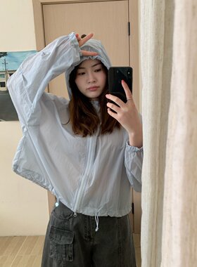 糖果色显白防晒连帽宽松短外套女