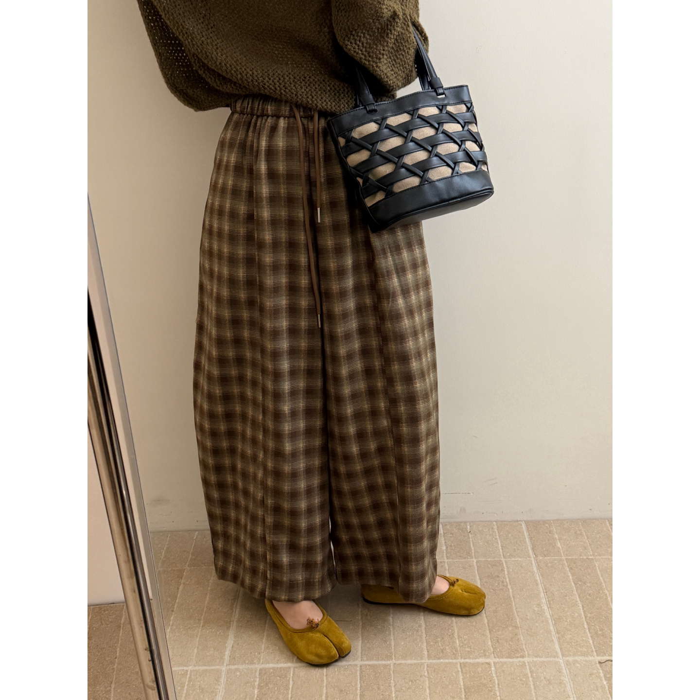 松紧腰抽绳小个子格子裤休闲弯刀裤女士阔腿裤韩系休闲裤慵懒感图片