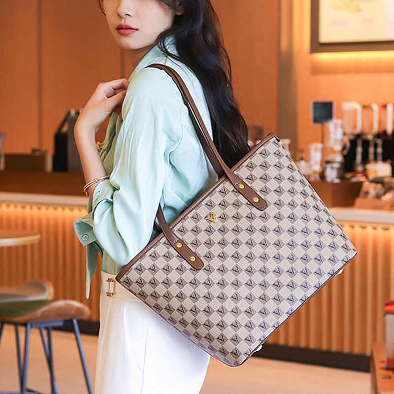 香港品牌大容量托特包女2024新款