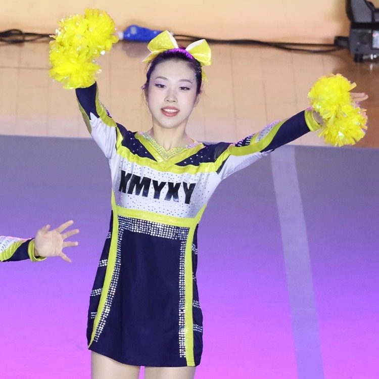 拉拉操服装啦啦队服竞技健美操服装体操服演出服学生新品25男定做