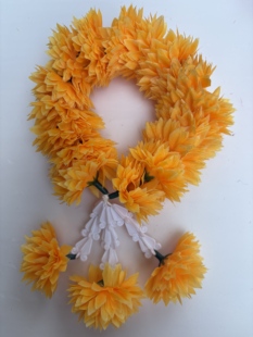 泰国花串挂脖小花环供佛绢布仿真花傣泰礼佛寺庙拍短视频电视用品