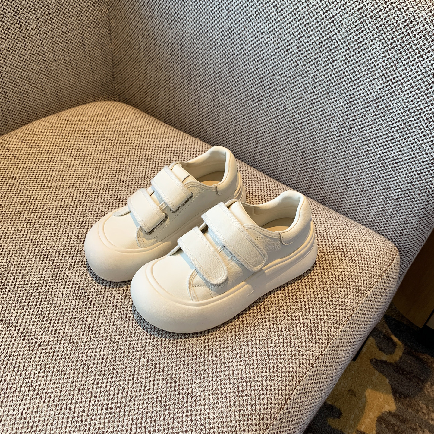 【TFM】2026春季新款魔术贴厚底小白鞋女百搭增高休闲板鞋面包鞋,女鞋,休闲板鞋,淘宝优惠券,粉丝福利购,淘宝优惠卷