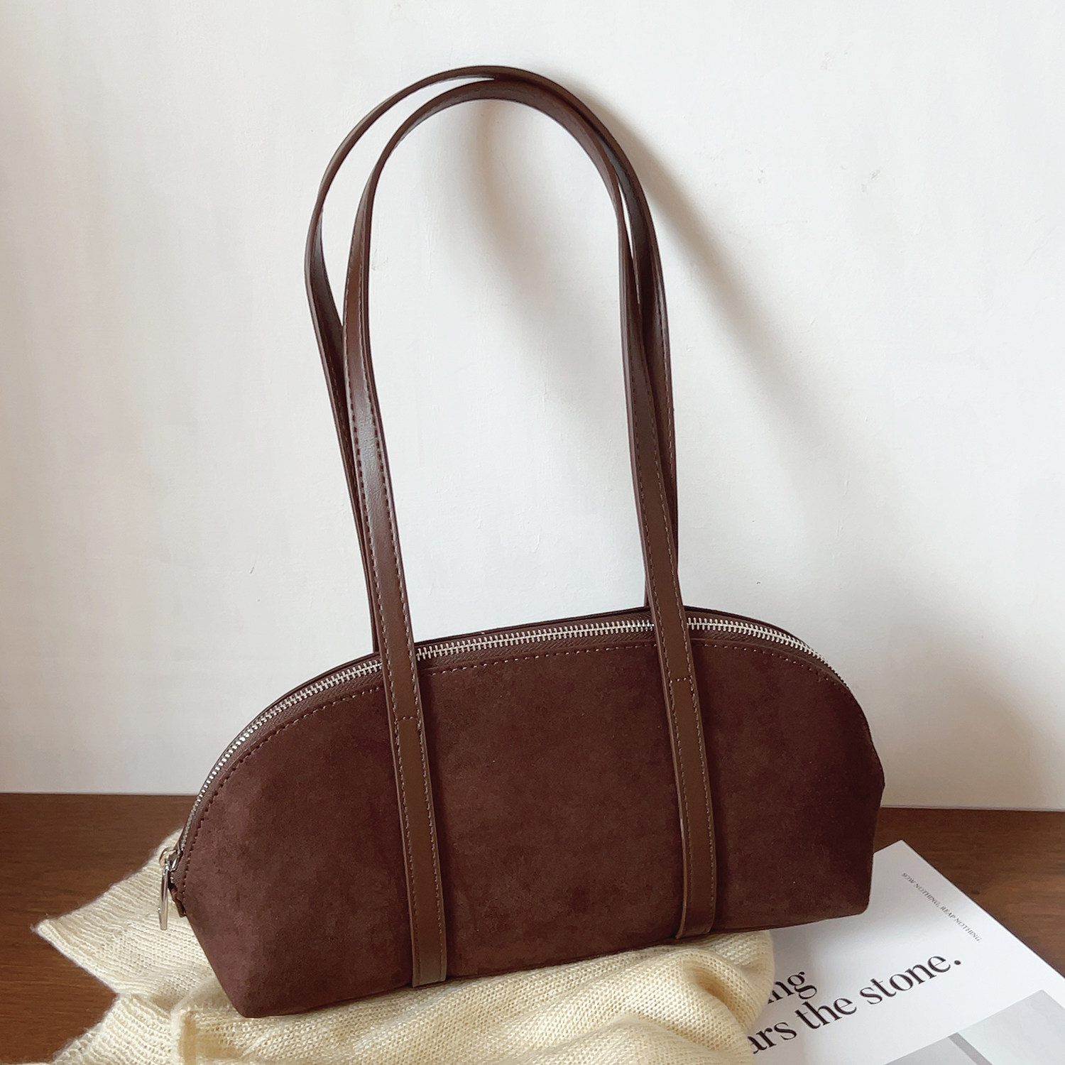 2025秋冬新款复古绒面法棍包贝壳包简约腋下单肩包手提包通勤包女,箱包皮具/热销女包/男包,通用款女包,淘宝优惠券,粉丝福利购,淘宝优惠卷