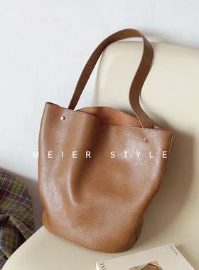 韩国ins小众设计大容量水桶包复古气质单肩包托特包子母包通勤包