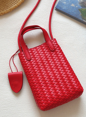 ins红色编织手机包小方包迷你手提包时尚百搭单肩斜挎小包包2025