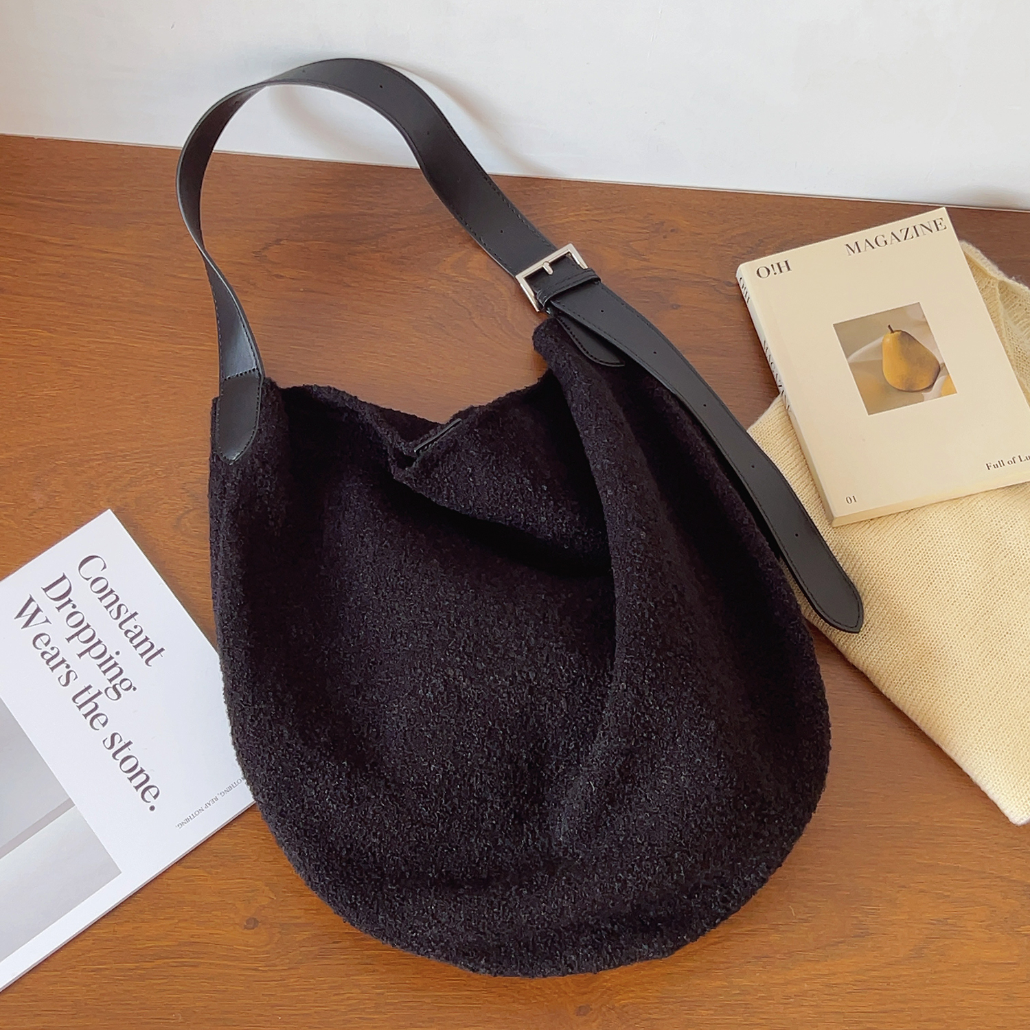 韩系ins复古文艺毛呢托特包慵懒风单肩斜挎包宽肩带秋冬呢子包女