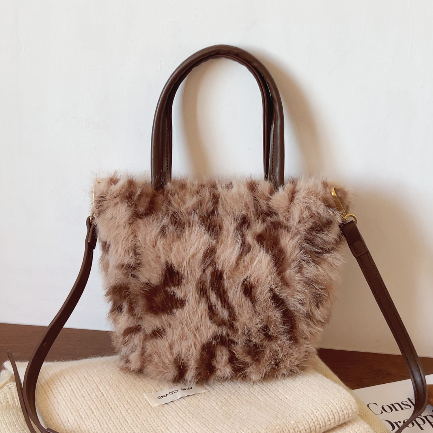 ins复古豹纹毛毛包毛绒包时尚菜篮子手提包单肩斜挎包女2025新款,箱包皮具/热销女包/男包,水桶包,淘宝优惠券,粉丝福利购,淘宝优惠卷