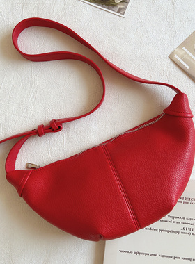 ins红色包包软皮饺子包马鞍包时尚休闲单肩斜挎包质感女包2025新