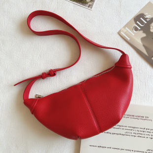 ins红色包包软皮饺子包马鞍包时尚 休闲单肩斜挎包质感女包2025新