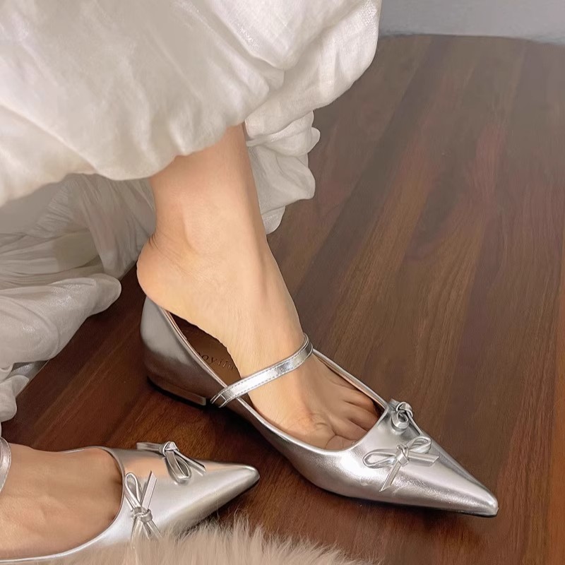 2025新款春季蝴蝶结粗跟温柔单鞋