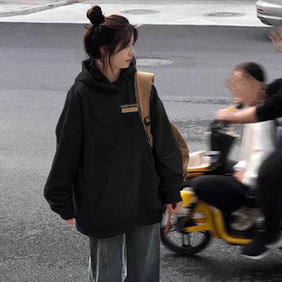 黑色连帽卫衣女加绒加厚2025秋冬新款爆款宽松洋气中长款上衣外套