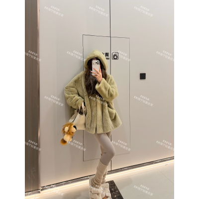 连帽款大斗篷水貂皮草外套