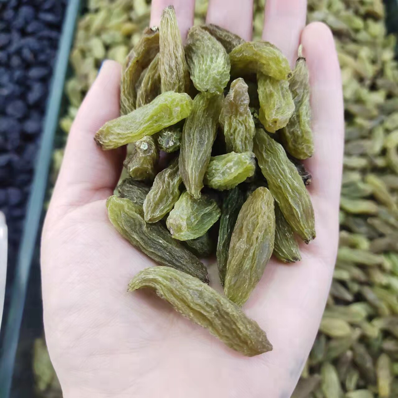 新疆特产新货吐鲁番休闲零食绿香妃王葡萄干特甜免洗天然500g包邮