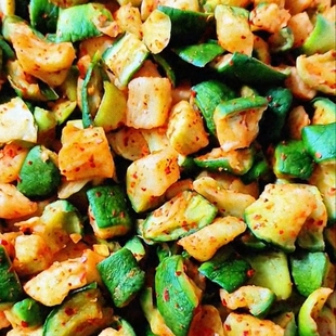 河南信阳新县农家土特产纯手工自制咸萝卜干下饭菜萝卜丁萝卜条