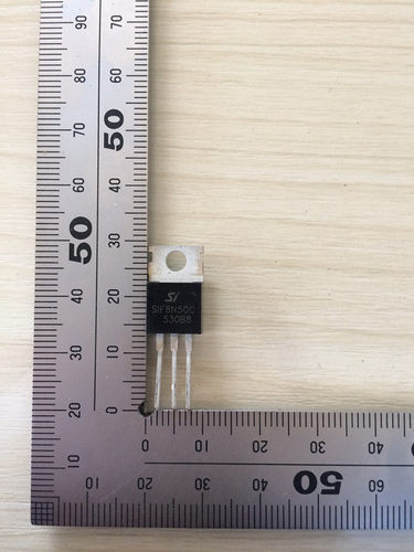 Si SIF 8N50C 530B8 三极管  直插MOS场效应管 三端稳压器
