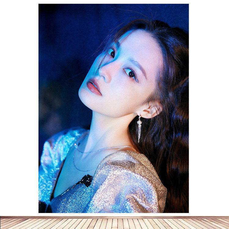 美人海报墙贴美女贴写真李沁定制卧室床头影视明星周边浴室装饰5