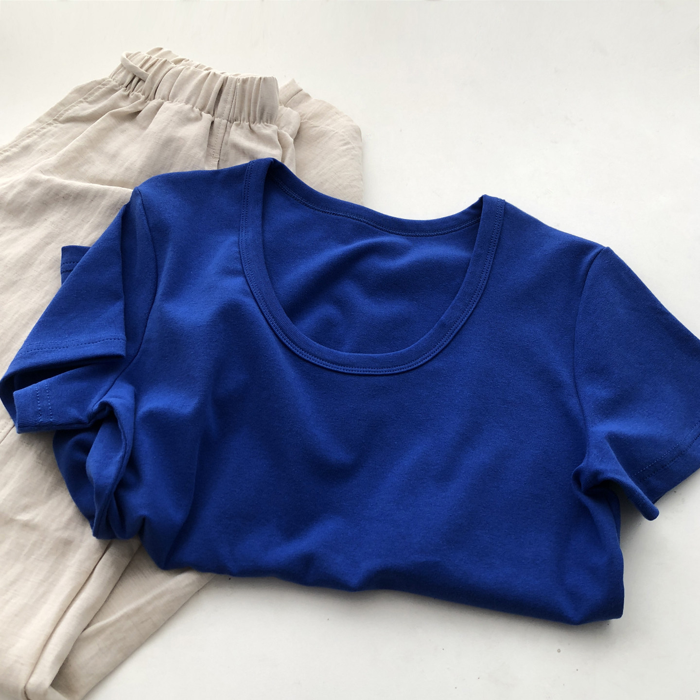巨显白！U领克莱因蓝短袖tee女百搭显瘦修身棉T恤夏季打底衫上衣