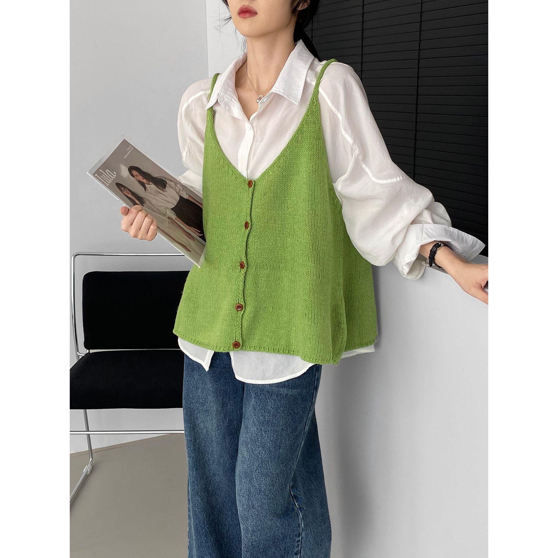 早秋韩系甜美减龄叠穿吊带背心女宽松外搭百搭毛衣背心D0705