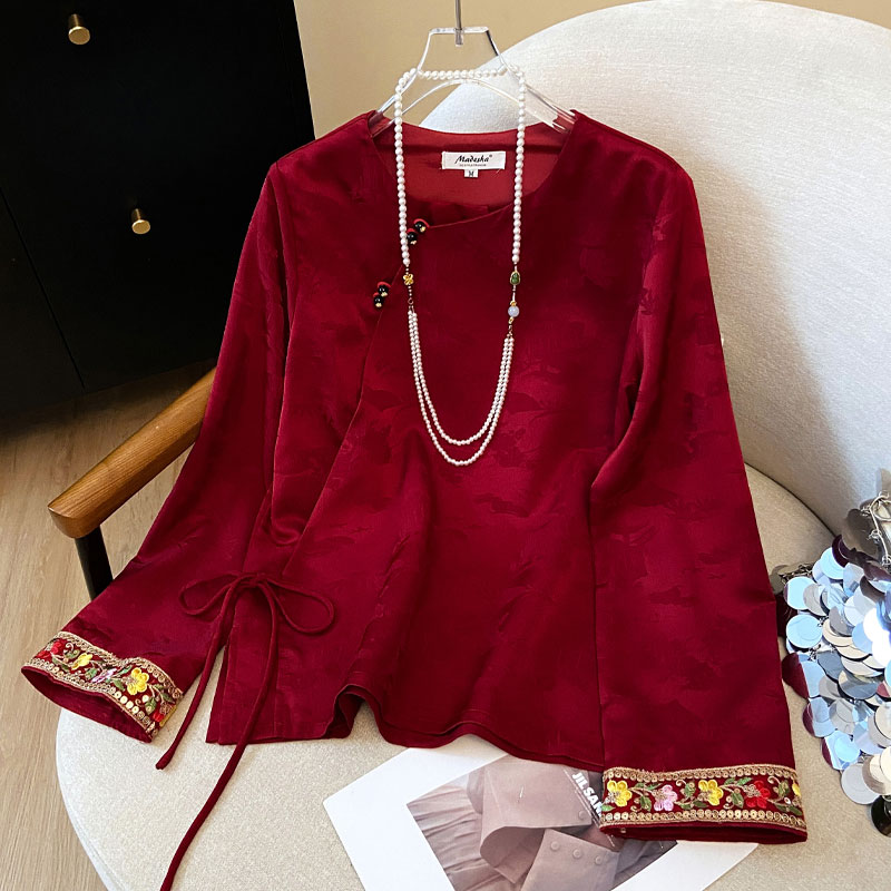 年轻版新中式上衣红色国风提花长袖小衫盘扣刺绣衬衫女秋新款喜庆