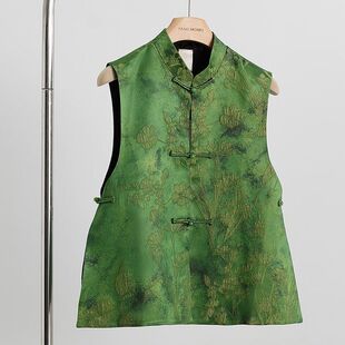 新中式提花醋酸绿色马甲女款2026春新款重工刺绣盘扣唐装坎肩上衣