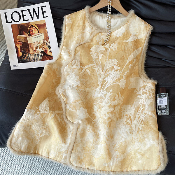 2025年冬季新款新中式国风圆领夹棉无袖马甲女高级感气质坎肩上衣